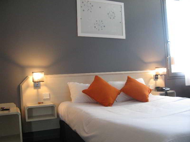 Greet Hotel Massieux Lyon Nord المظهر الخارجي الصورة
