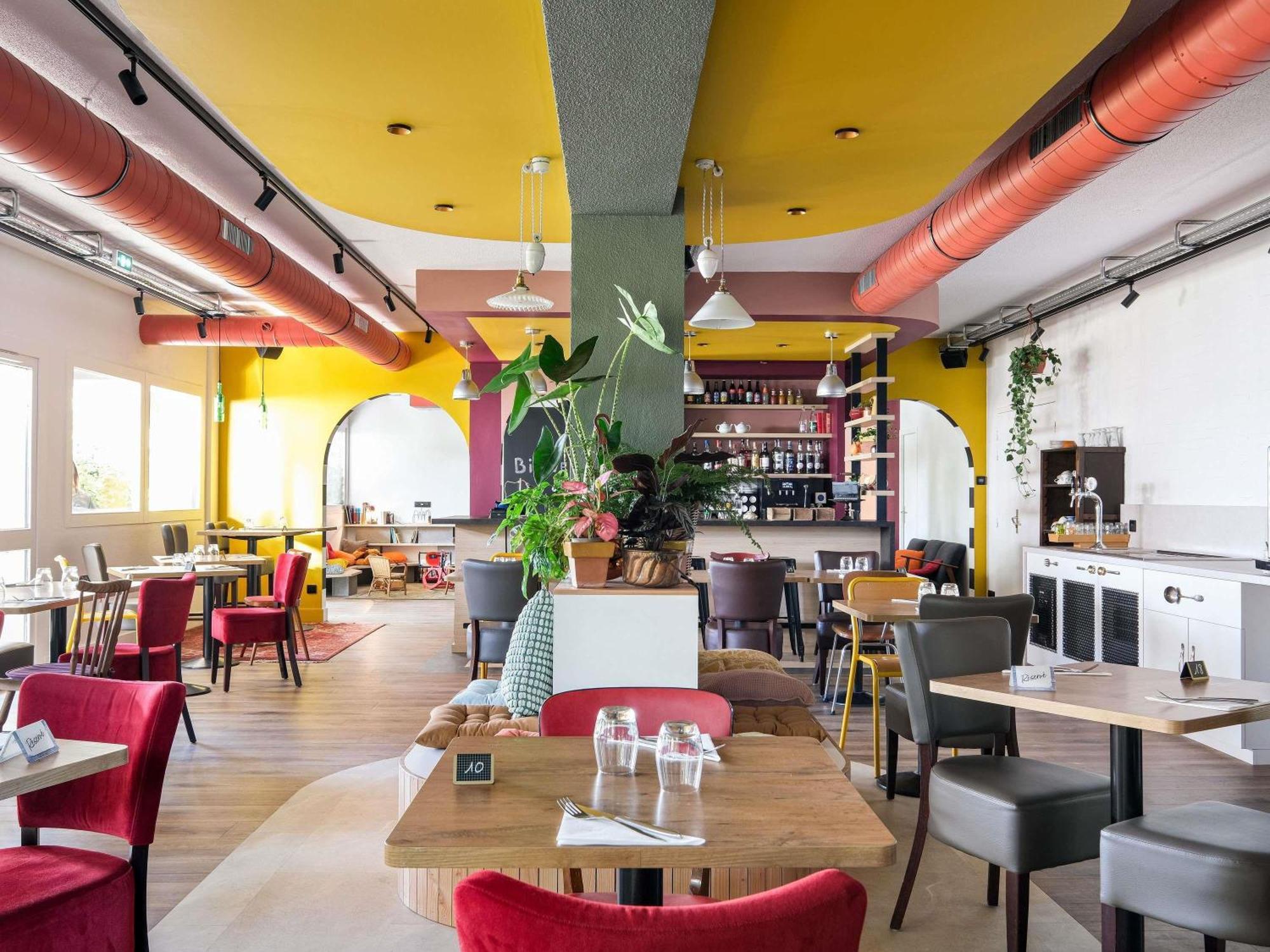 Greet Hotel Massieux Lyon Nord المظهر الخارجي الصورة
